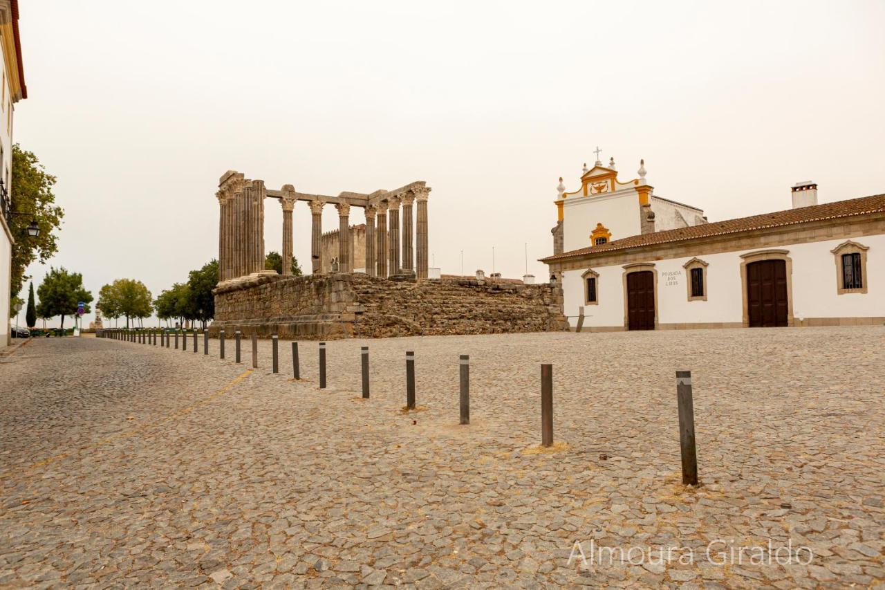 Almoura Giraldo Centro Historico Apartment Evora Exterior photo